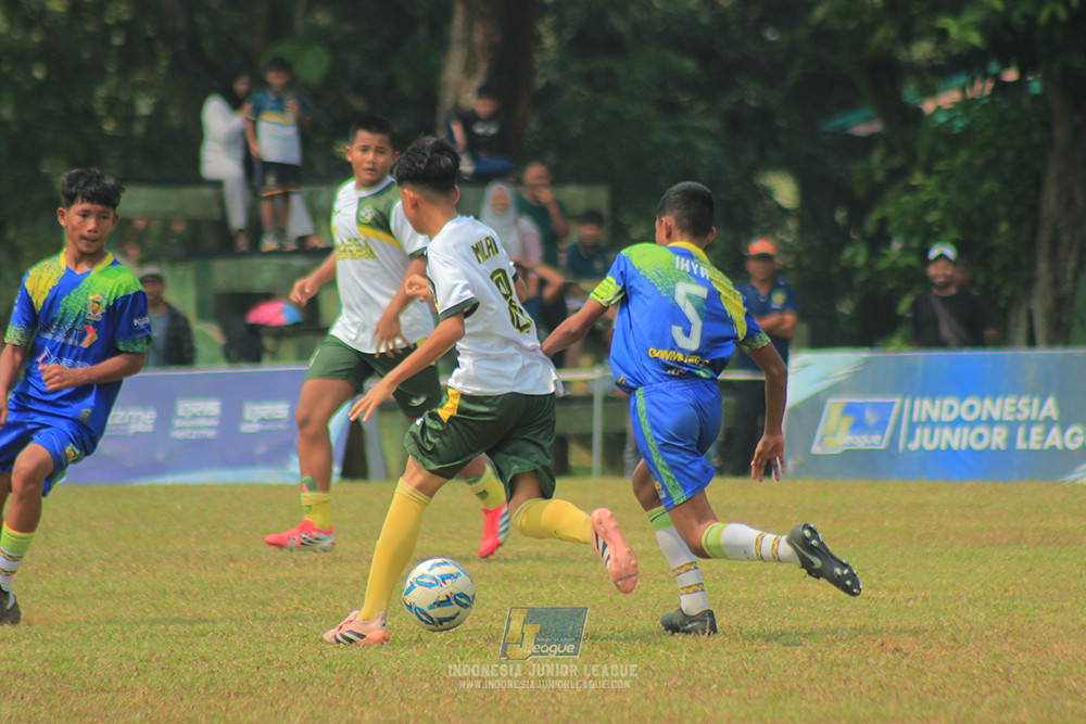 u13 200626 maesa pararaider white vs blles academy
