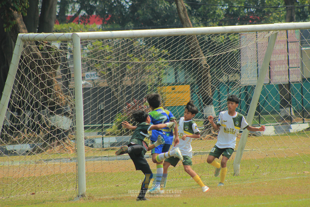 u13 200626 maesa pararaider white vs blles academy