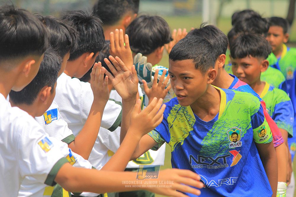 u13 200626 maesa pararaider white vs blles academy