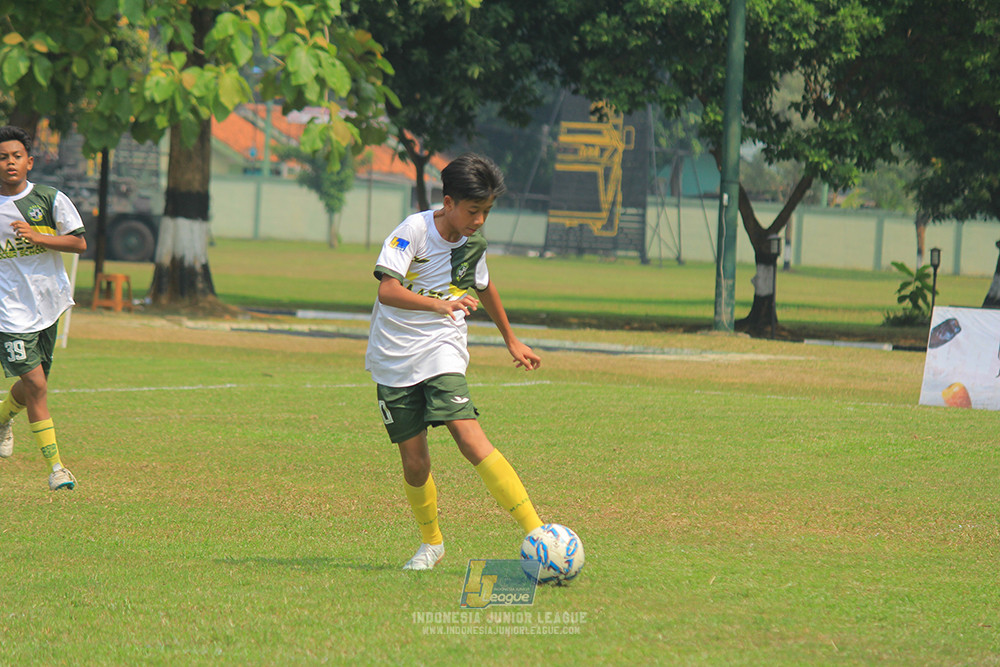 u13 200626 maesa pararaider white vs blles academy