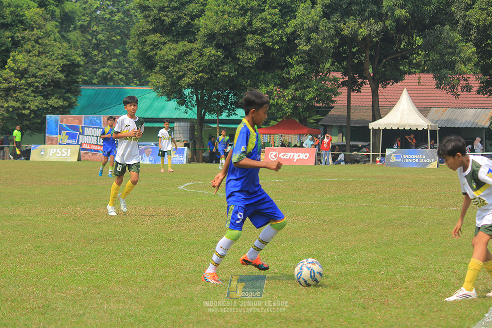 u13 200626 maesa pararaider white vs blles academy