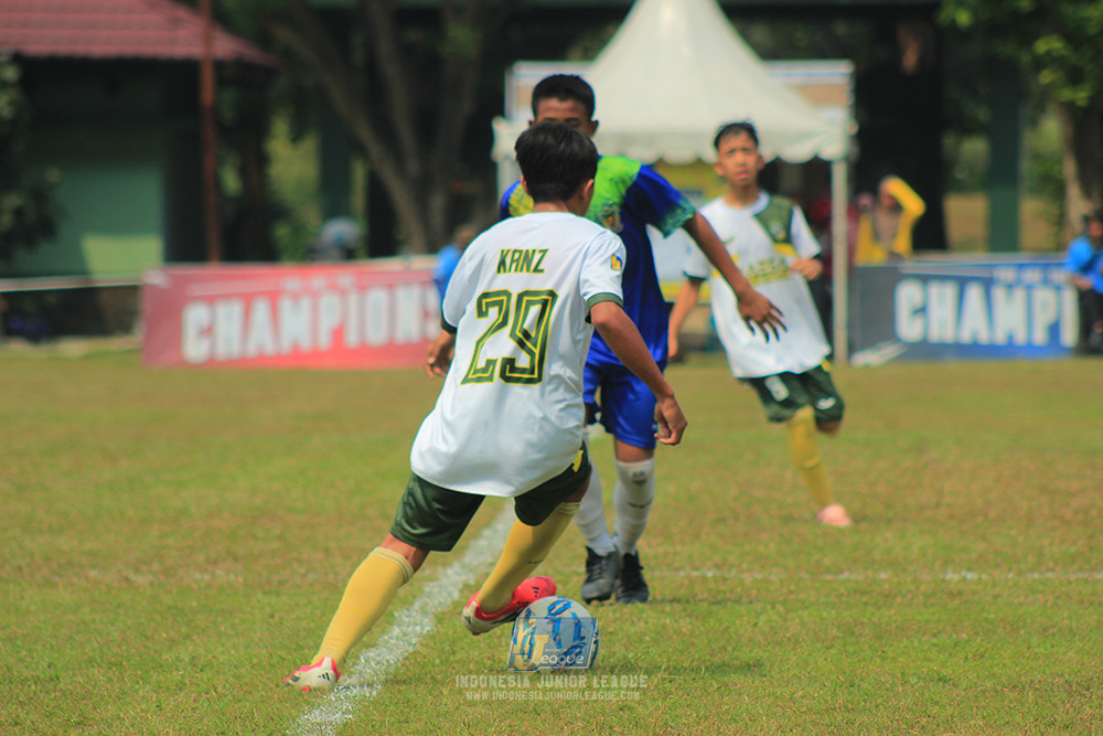 u13 200626 maesa pararaider white vs blles academy