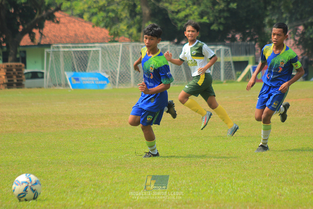 u13 200626 maesa pararaider white vs blles academy