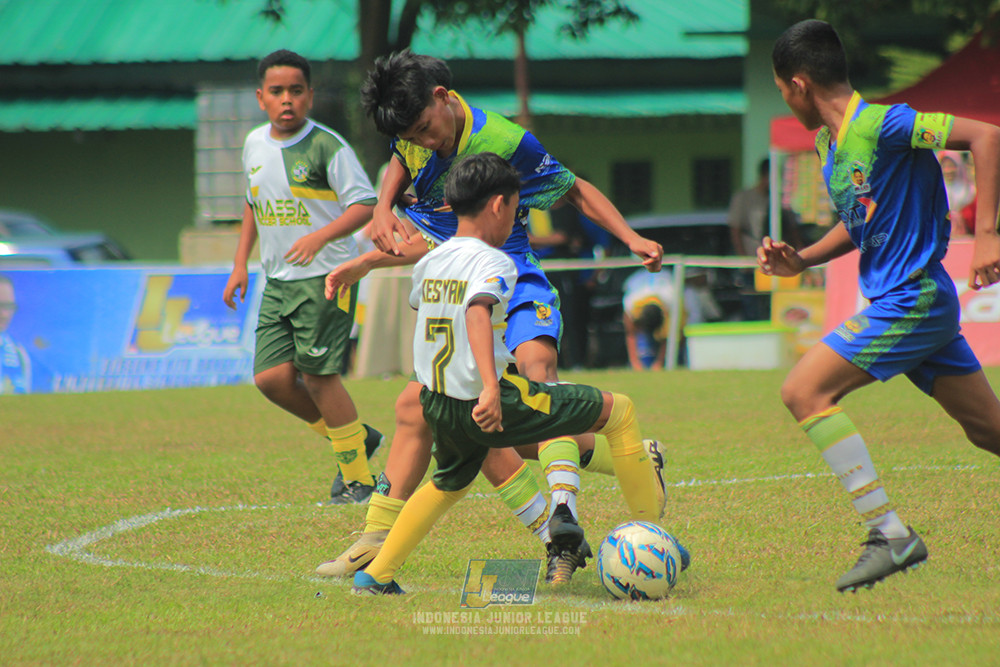 u13 200626 maesa pararaider white vs blles academy