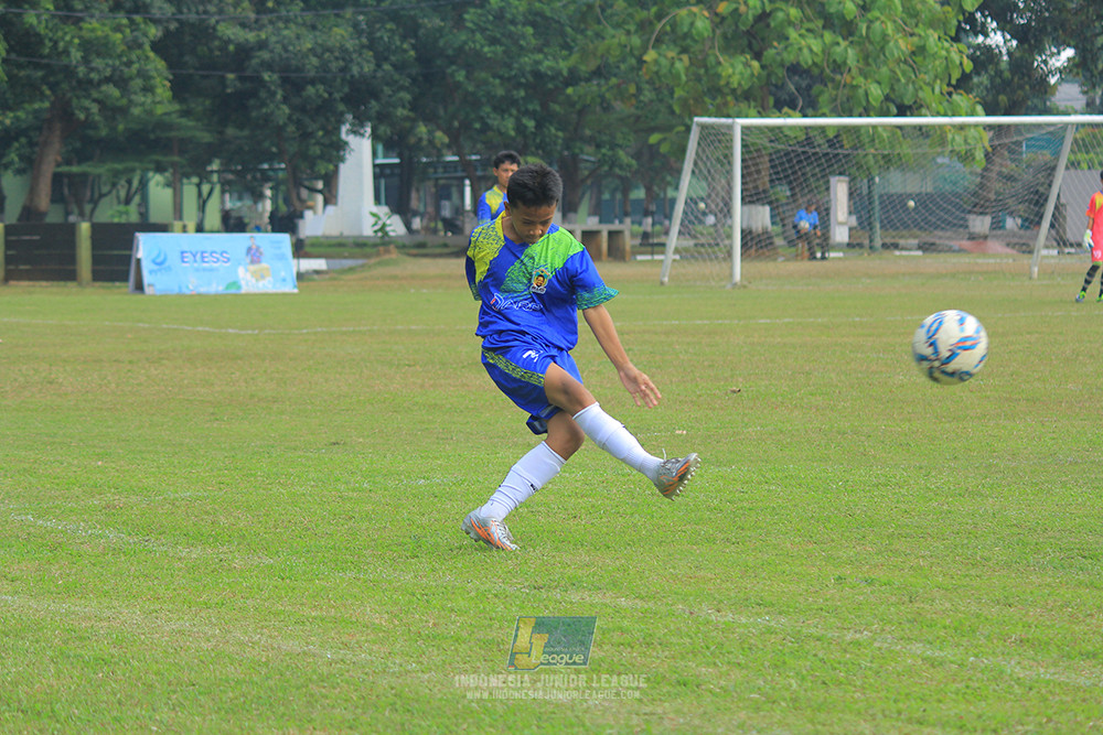 u13 200626 maesa pararaider white vs blles academy
