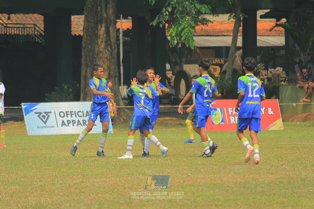 u13 200626 maesa pararaider white vs blles academy