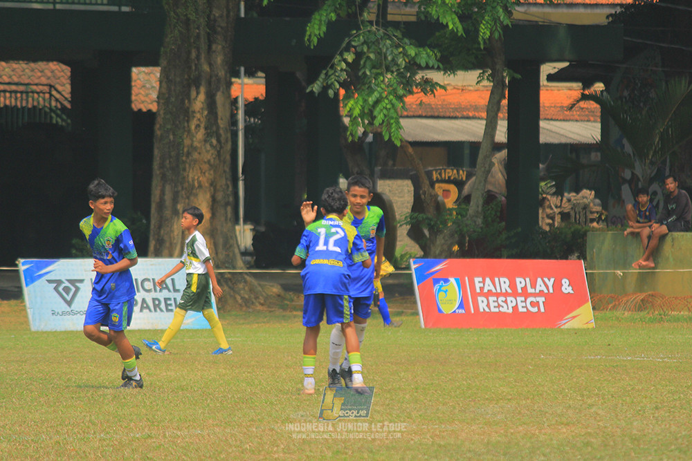 u13 200626 maesa pararaider white vs blles academy