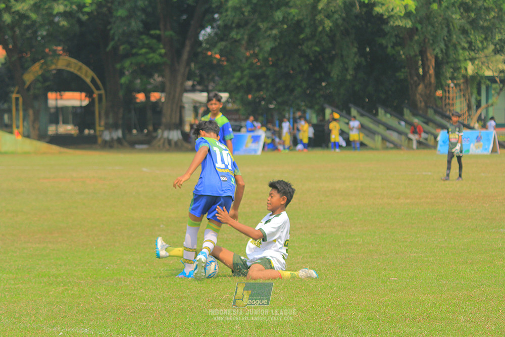 u13 200626 maesa pararaider white vs blles academy