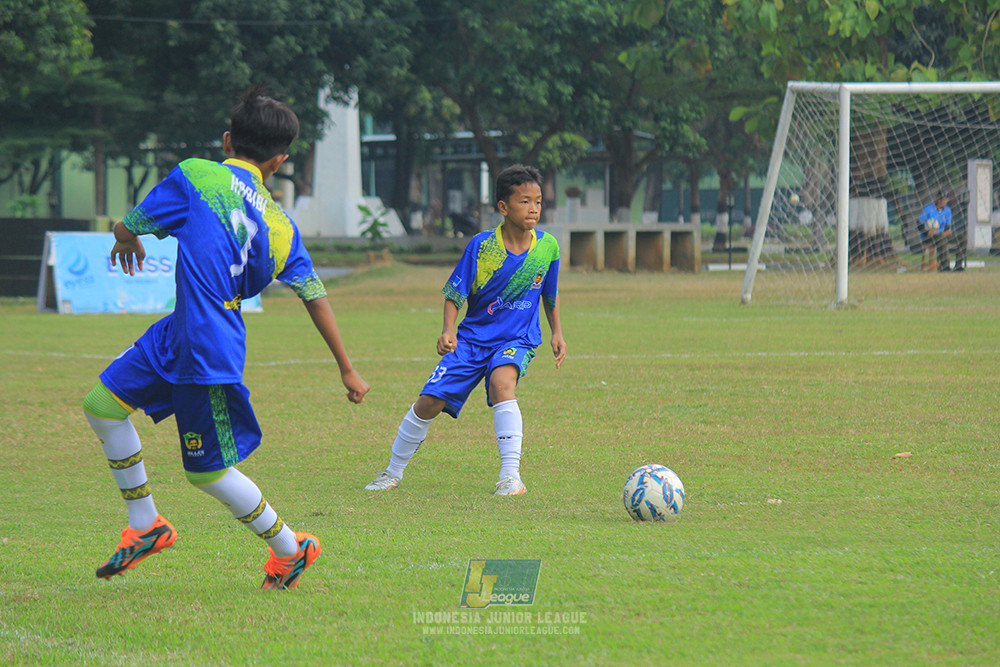 u13 200626 maesa pararaider white vs blles academy