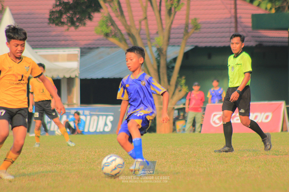 u13 200626 newland fa vs isa marzuki bandriawan blue