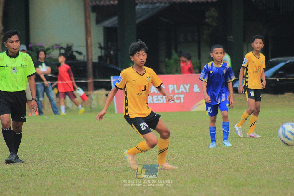 u13 200626 newland fa vs isa marzuki bandriawan blue