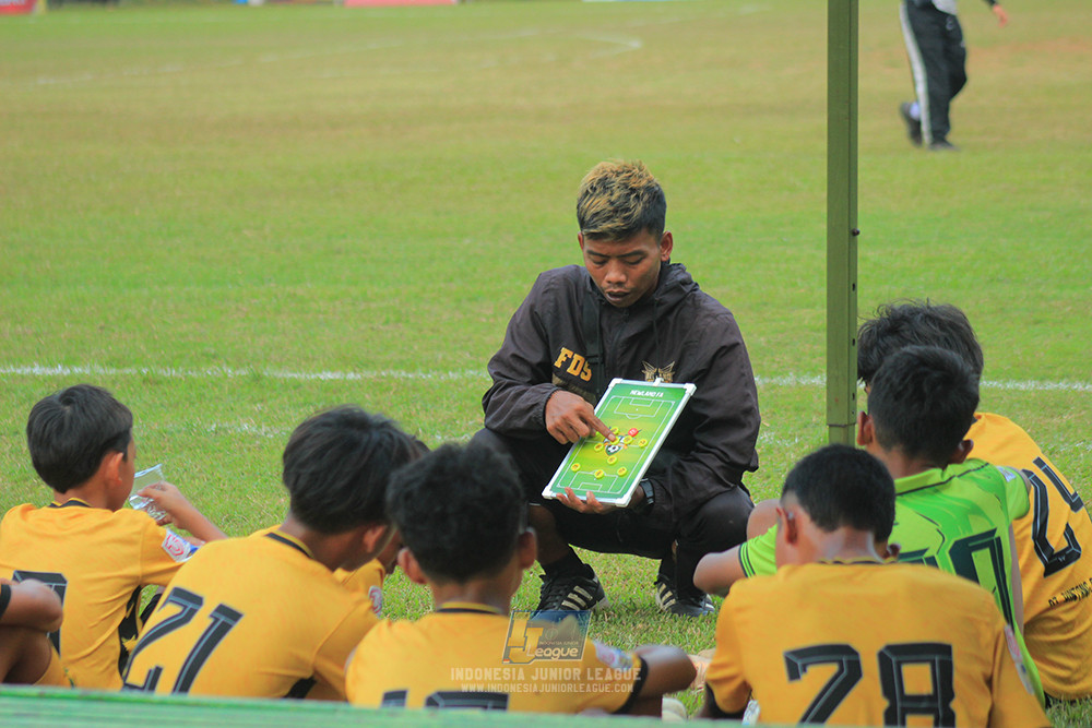 u13 200626 newland fa vs isa marzuki bandriawan blue