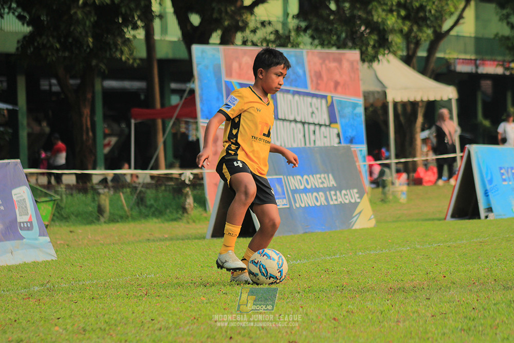 u13 200626 newland fa vs isa marzuki bandriawan blue