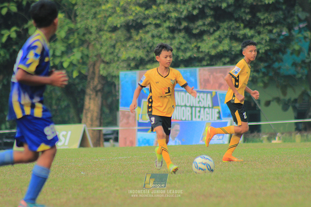 u13 200626 newland fa vs isa marzuki bandriawan blue