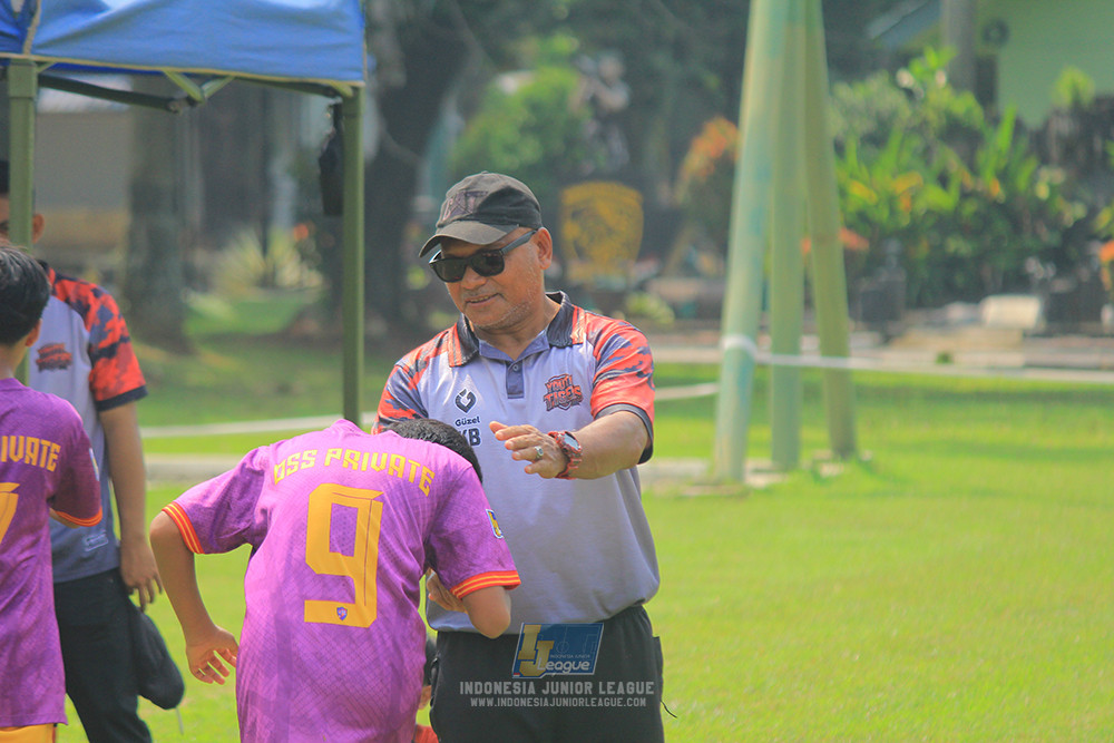 u13 200626 youth tigers soccer school vs oss private