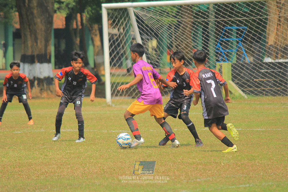 u13 200626 youth tigers soccer school vs oss private
