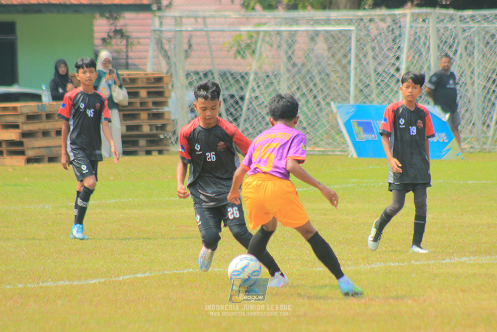 u13 200626 youth tigers soccer school vs oss private