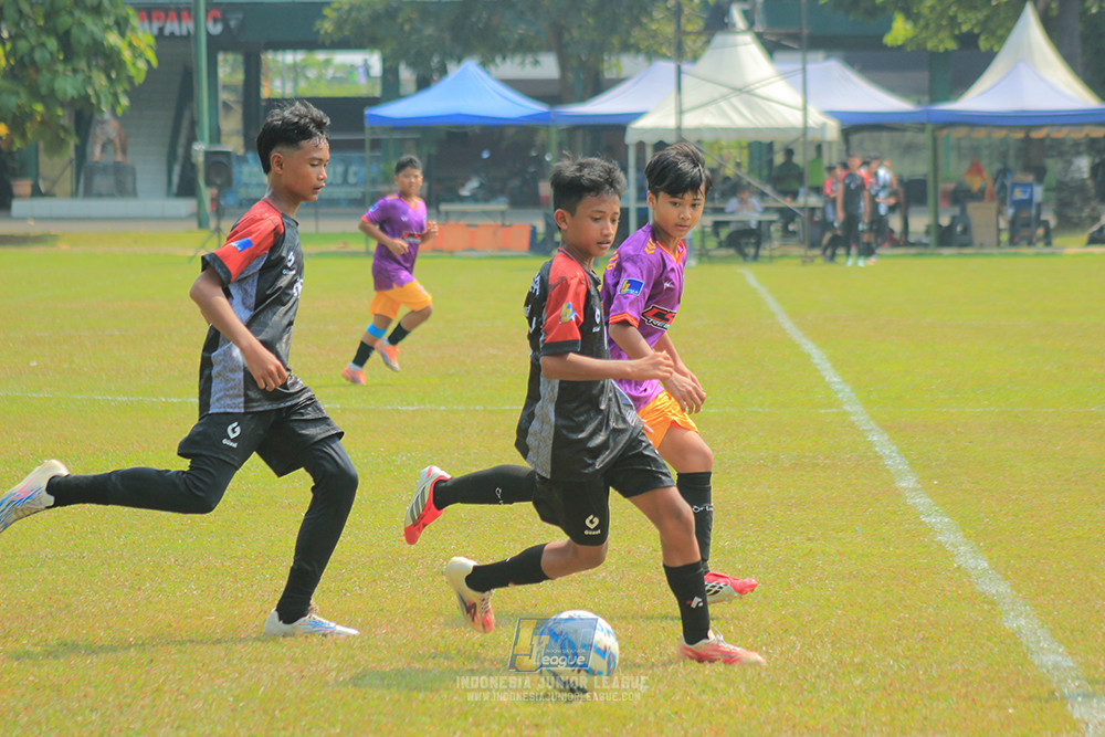 u13 200626 youth tigers soccer school vs oss private