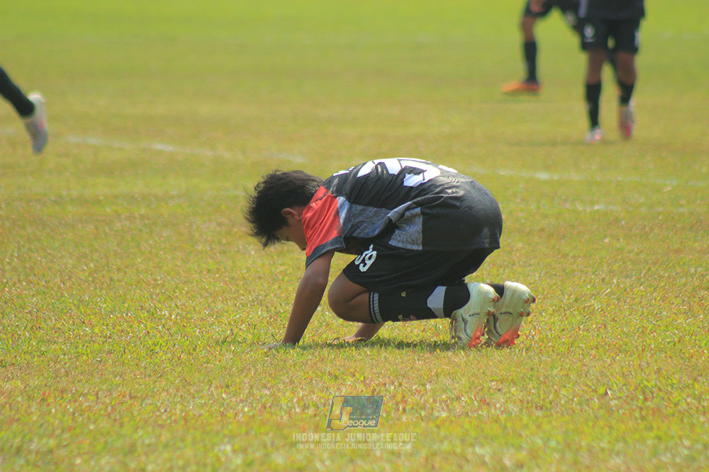 u13 200626 youth tigers soccer school vs oss private