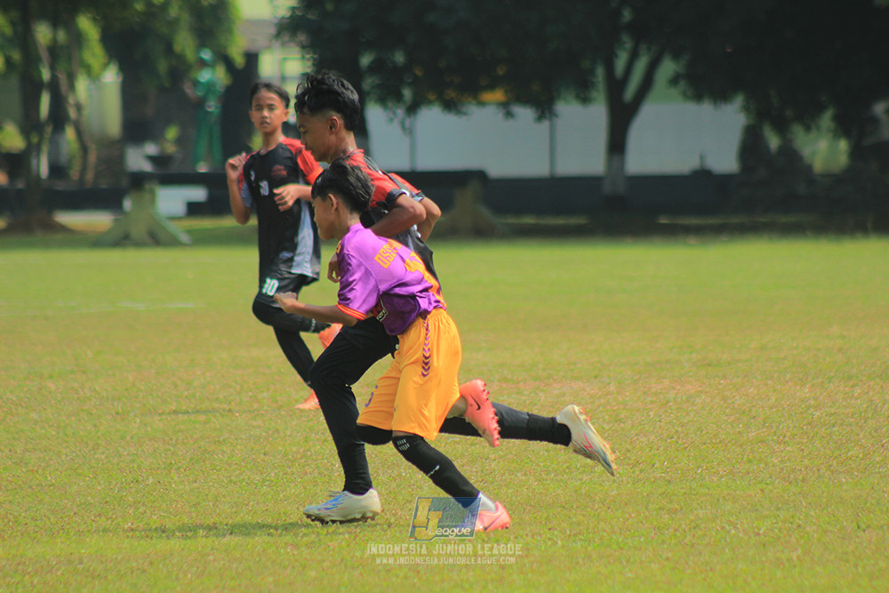 u13 200626 youth tigers soccer school vs oss private