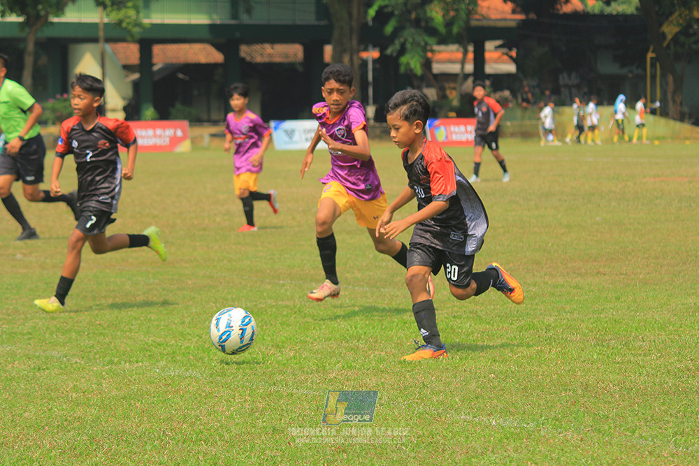 u13 200626 youth tigers soccer school vs oss private