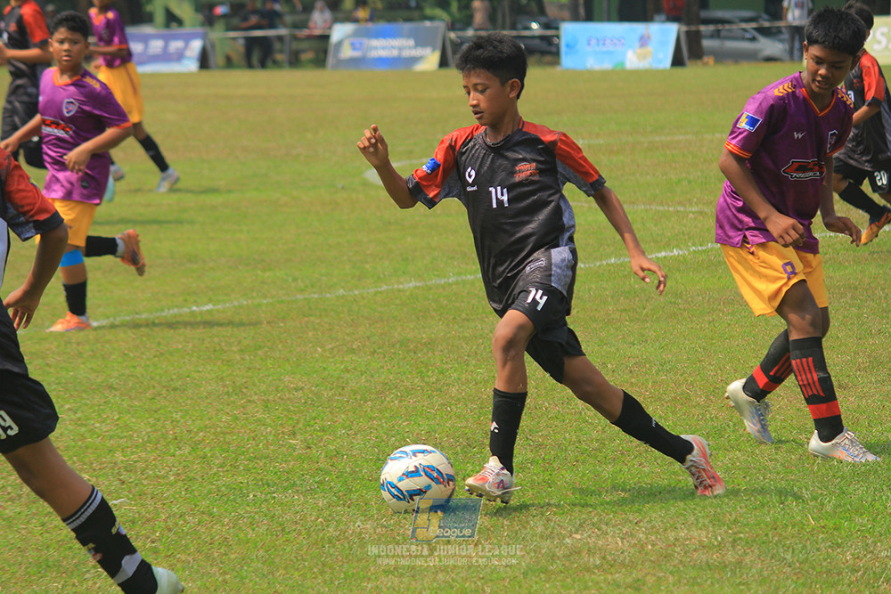 u13 200626 youth tigers soccer school vs oss private