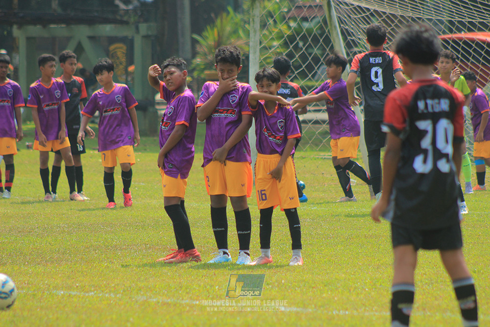 u13 200626 youth tigers soccer school vs oss private