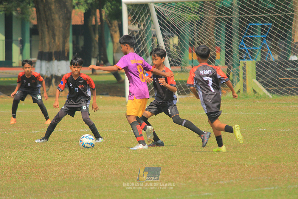u13 200626 youth tigers soccer school vs oss private