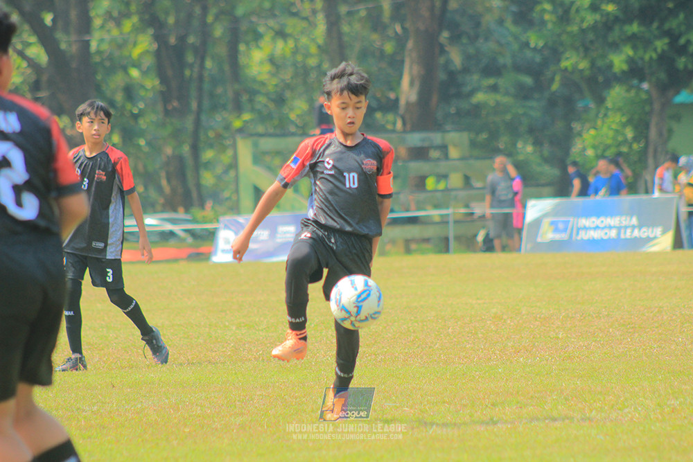u13 200626 youth tigers soccer school vs oss private