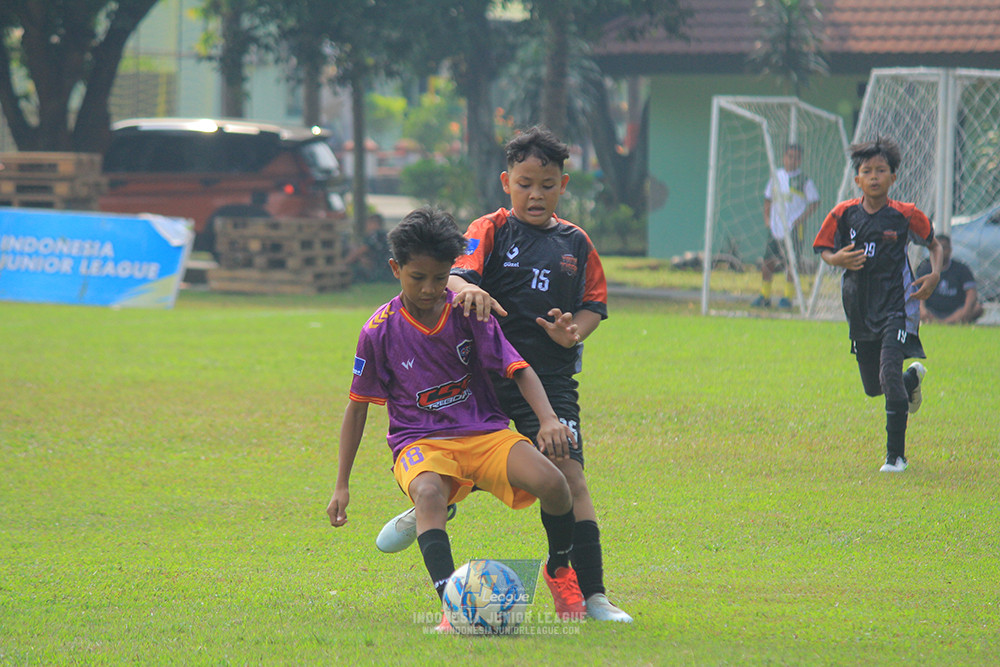 u13 200626 youth tigers soccer school vs oss private