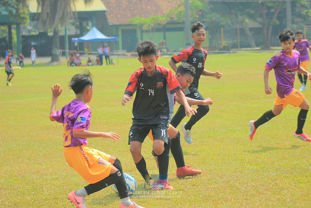 u13 200626 youth tigers soccer school vs oss private