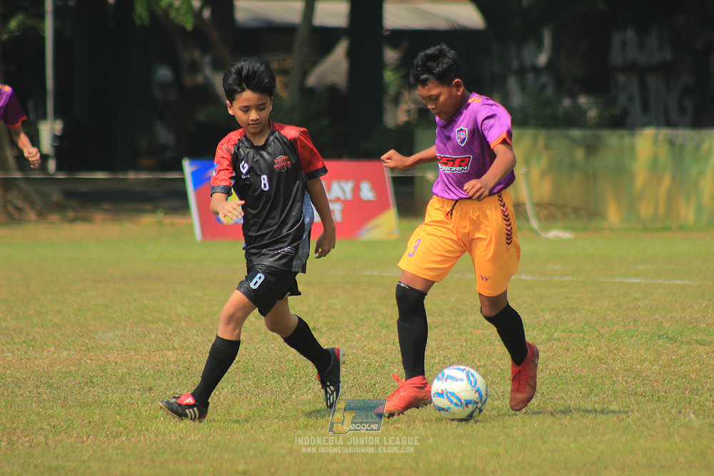 u13 200626 youth tigers soccer school vs oss private