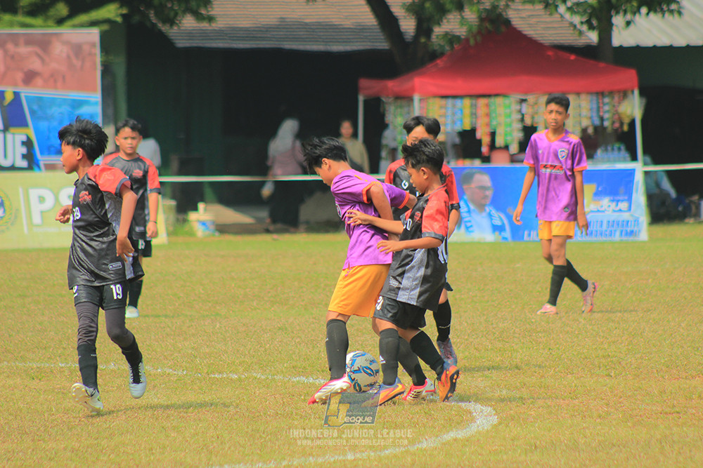 u13 200626 youth tigers soccer school vs oss private