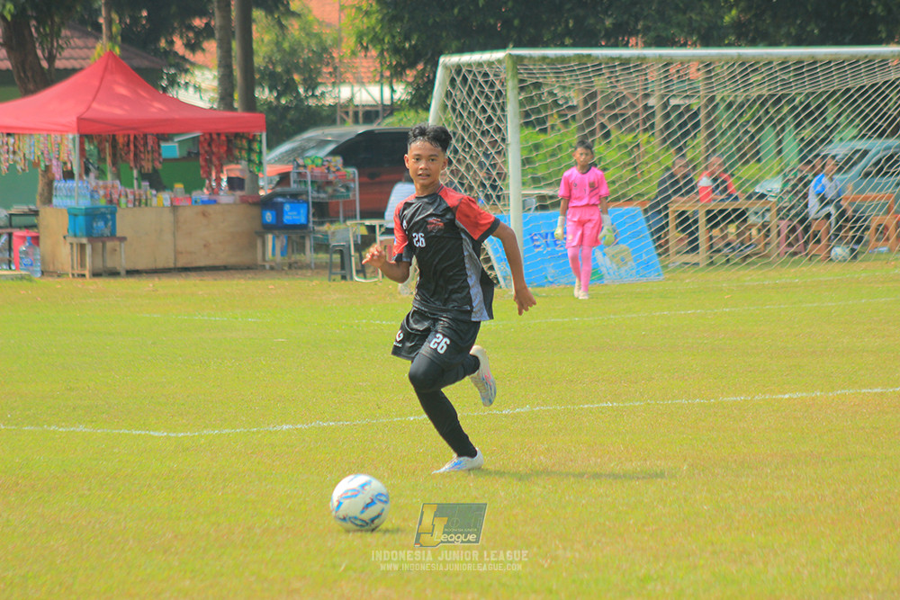 u13 200626 youth tigers soccer school vs oss private