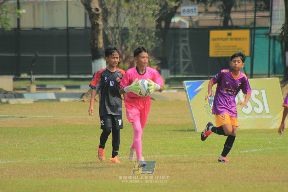 u13 200626 youth tigers soccer school vs oss private