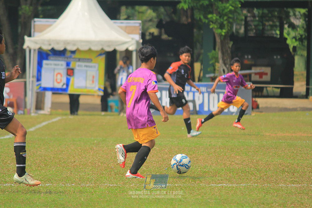 u13 200626 youth tigers soccer school vs oss private