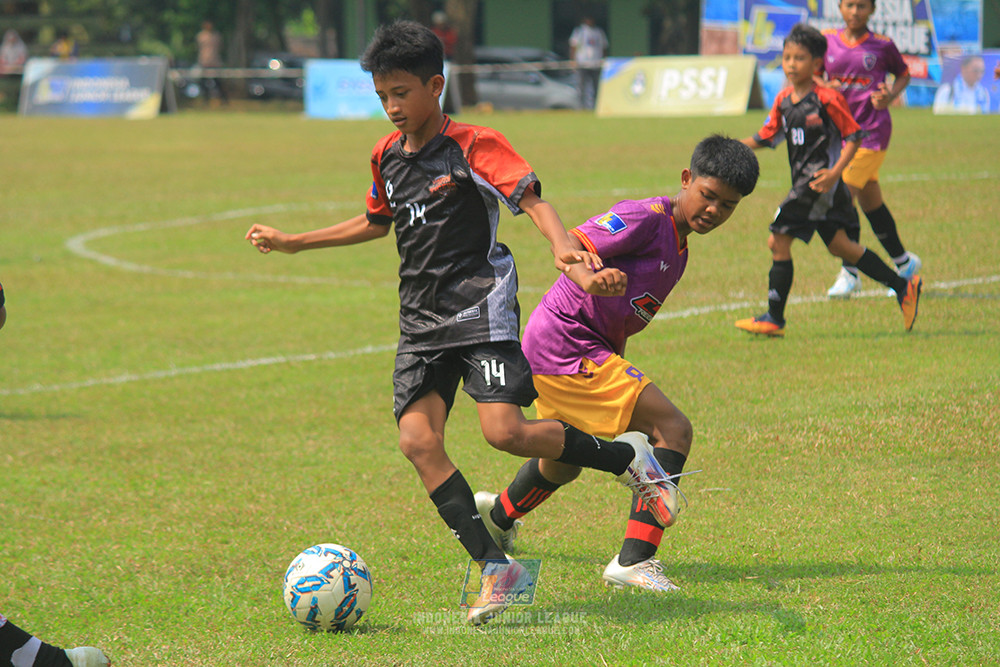 u13 200626 youth tigers soccer school vs oss private