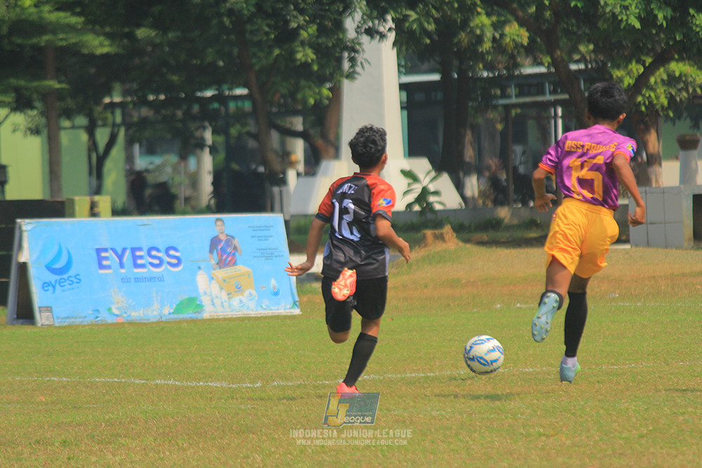 u13 200626 youth tigers soccer school vs oss private