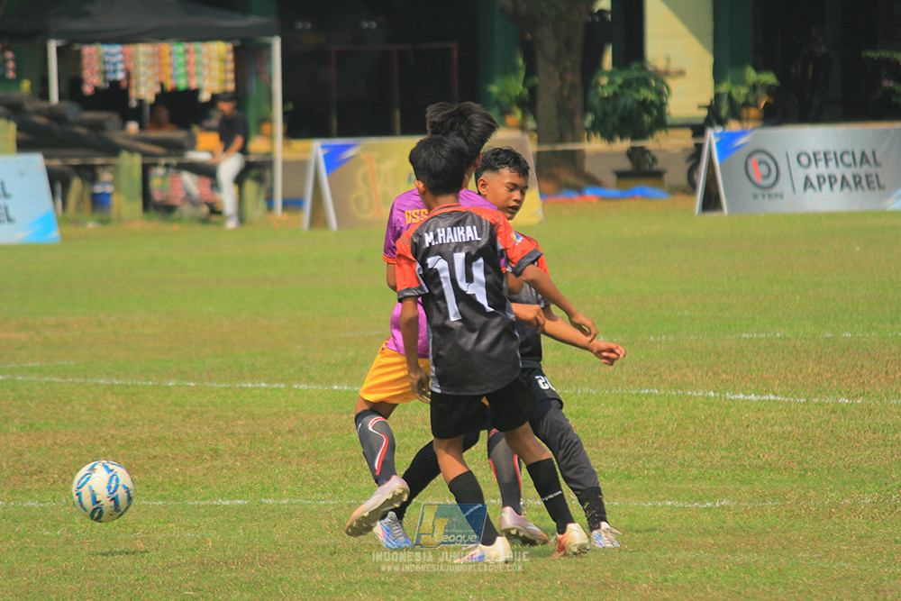 u13 200626 youth tigers soccer school vs oss private
