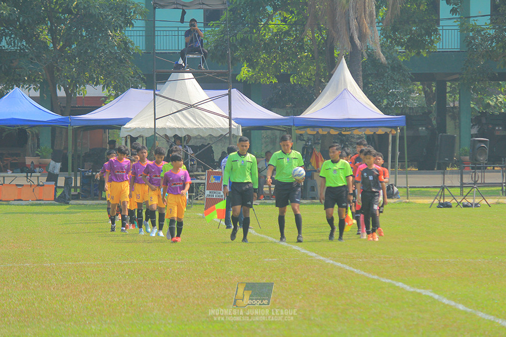 u13 200626 youth tigers soccer school vs oss private