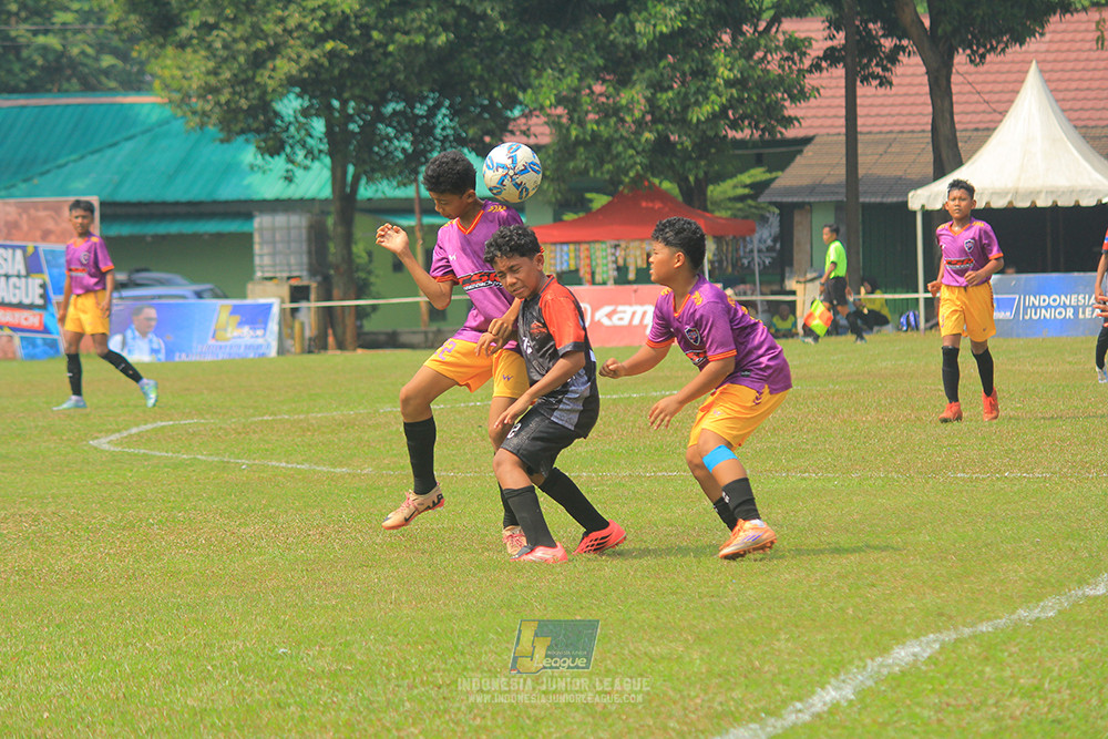u13 200626 youth tigers soccer school vs oss private
