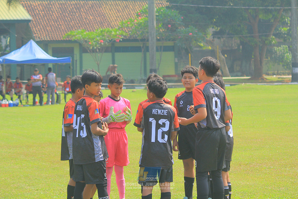 u13 200626 youth tigers soccer school vs oss private