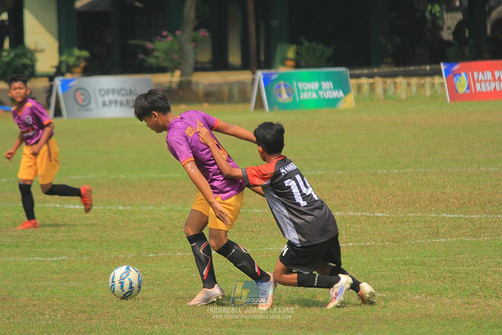 u13 200626 youth tigers soccer school vs oss private