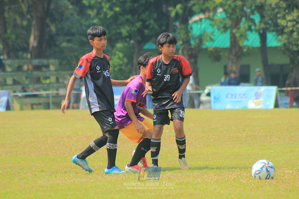 u13 200626 youth tigers soccer school vs oss private