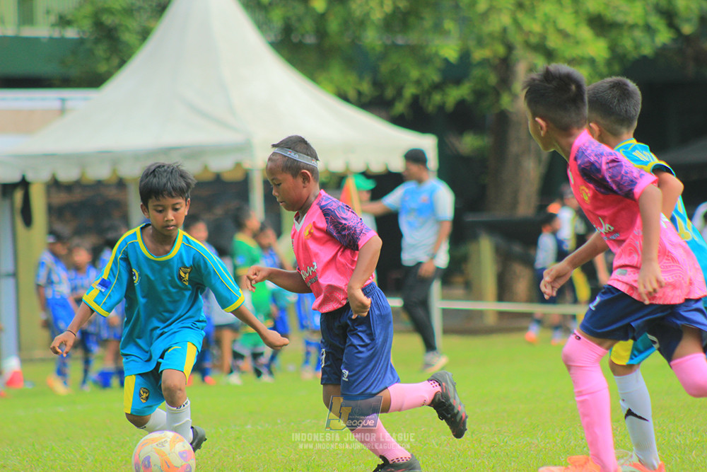 u9 170526 cileungsi united vs rajawali nusantara