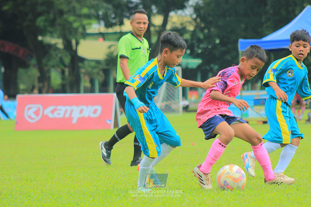 u9 170526 cileungsi united vs rajawali nusantara
