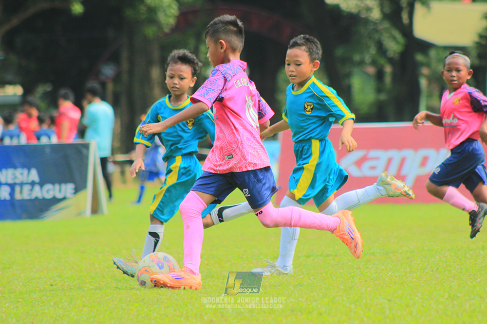 u9 170526 cileungsi united vs rajawali nusantara