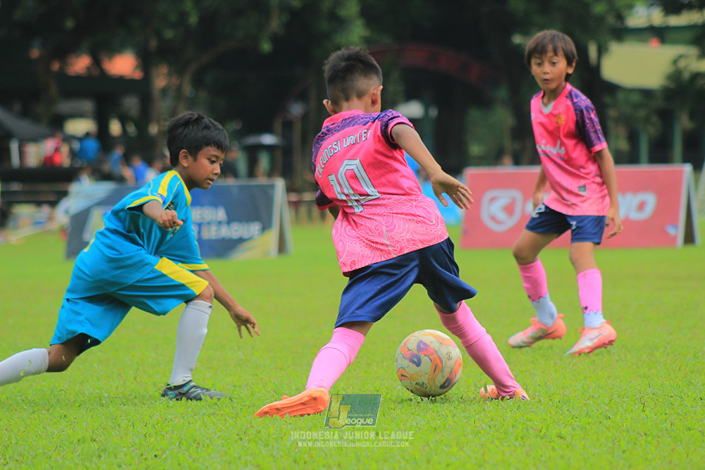 u9 170526 cileungsi united vs rajawali nusantara