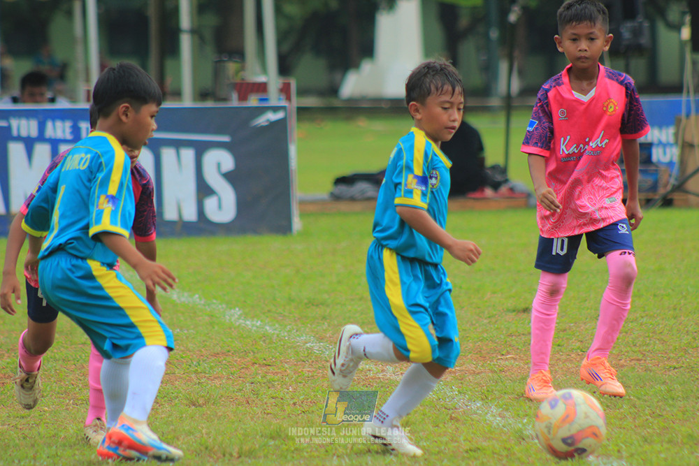 u9 170526 cileungsi united vs rajawali nusantara