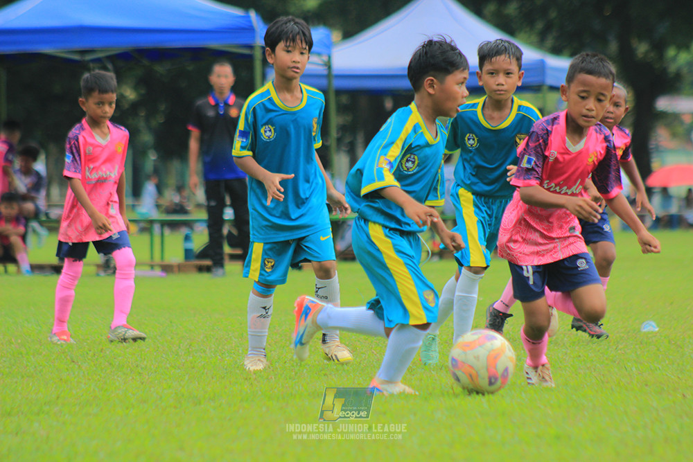 u9 170526 cileungsi united vs rajawali nusantara